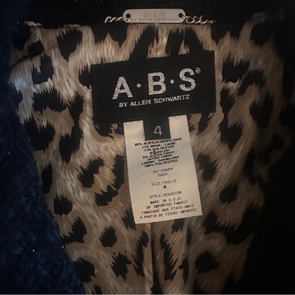 Allen B. By Allen Schwartz Black Tweed Fitted Blazer with Frayed Hem and Sleeves - Picture 3 of 12